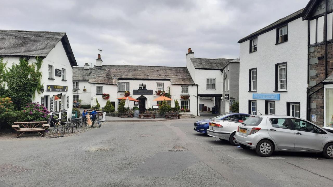 Kings Arms Hotel Hawkshead Buitenkant foto